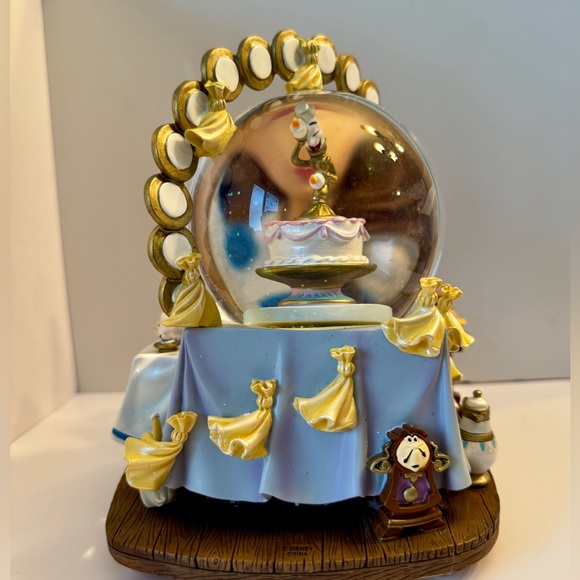 Disney’s Beauty & the Beast “Be Our Guest” Musical Snowglobe Rare Vintage - Picture 5 of 9